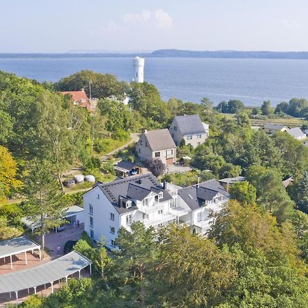 Moderne Ferienwohnung Mit Balkon, Meerblick - Ferienresidenz Zwei Boddenfewo 1-2 Lietzow Exteriör bild