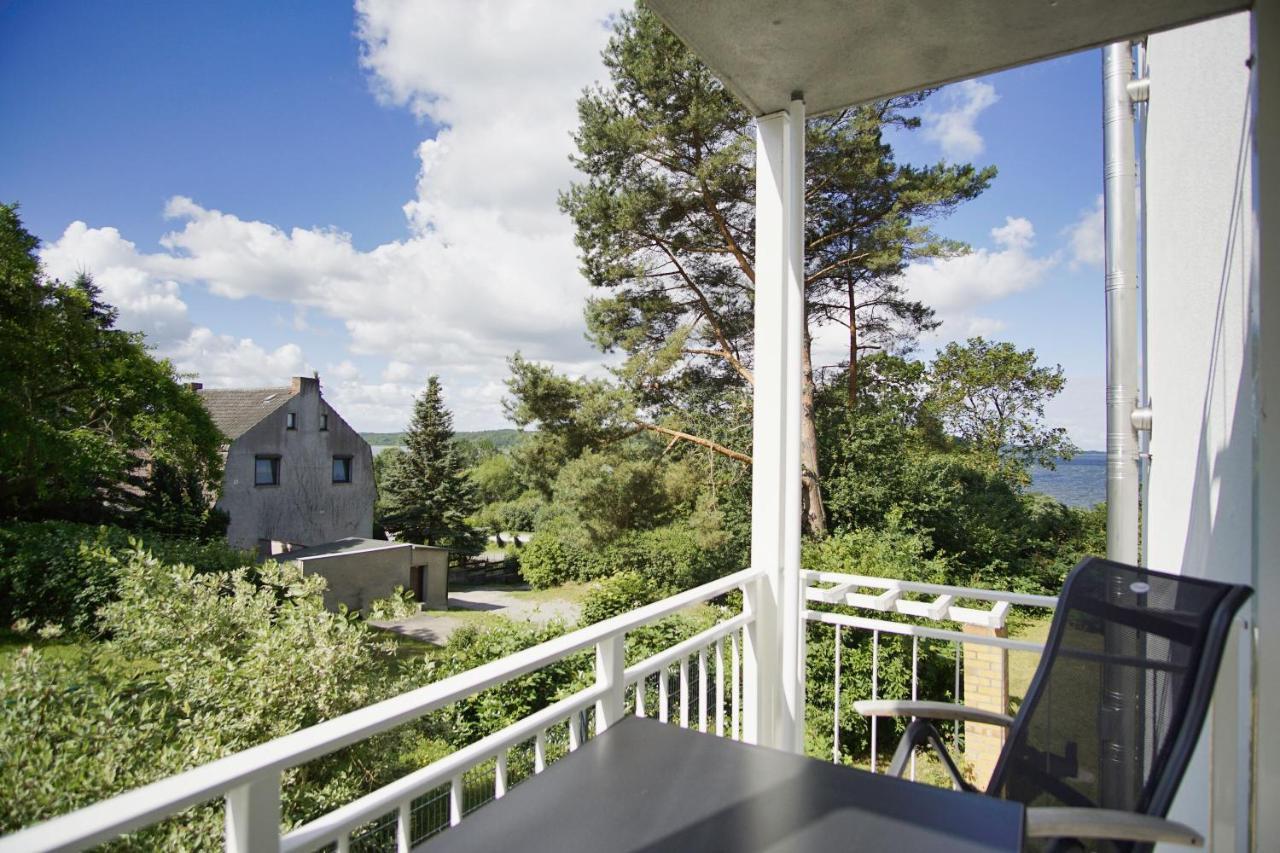 Moderne Ferienwohnung Mit Balkon, Meerblick - Ferienresidenz Zwei Boddenfewo 1-2 Lietzow Exteriör bild
